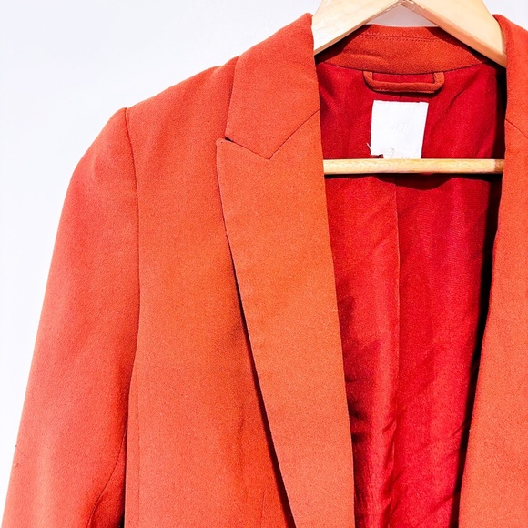 H&M Burnt orange open blazer with shoulder pads - Picture 2 of 8